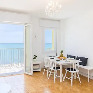 In Posizione Con Vista Mare E Parcheggio Appartamento Caorle