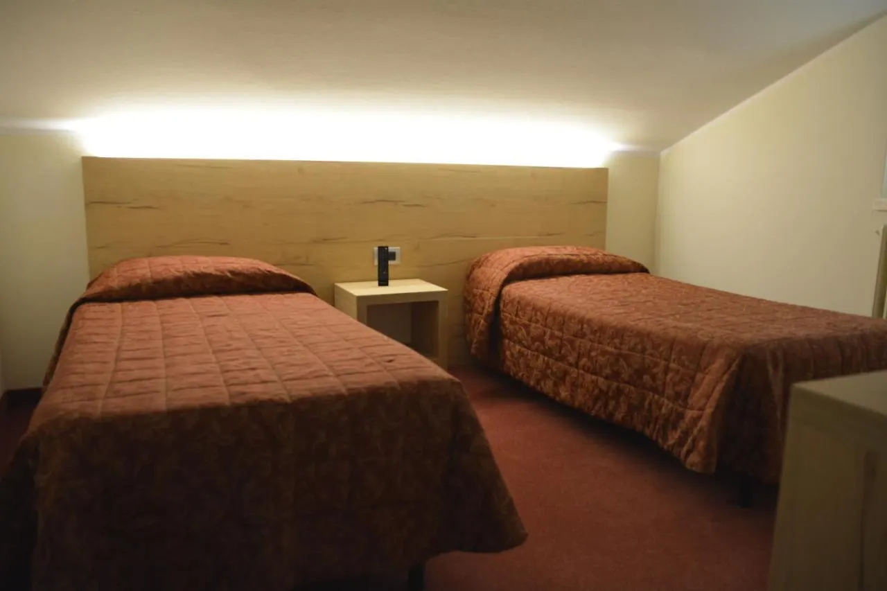 Hotel Des Alpes Castione della Presolana