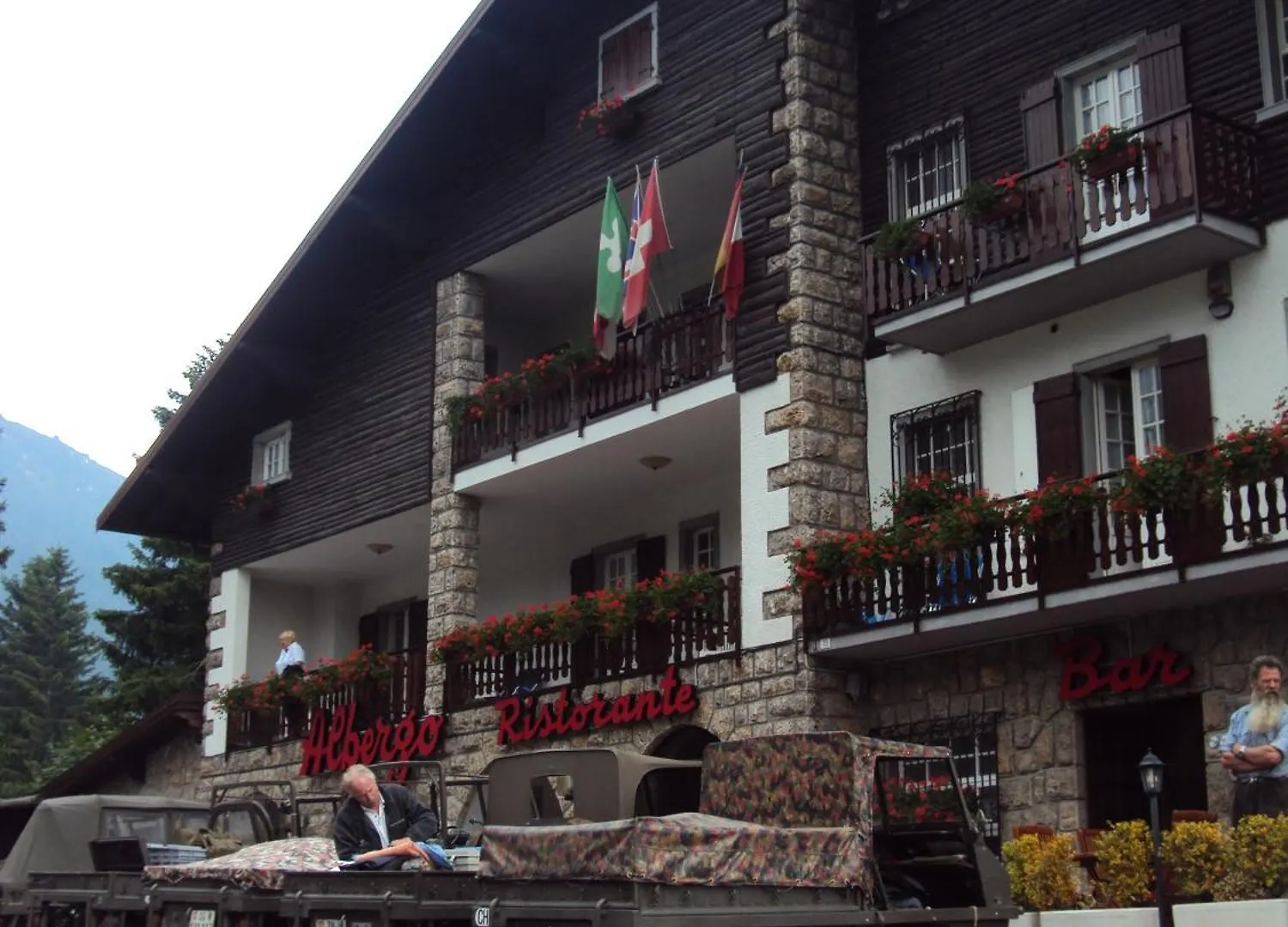 Hotel Des Alpes Castione della Presolana 3*,