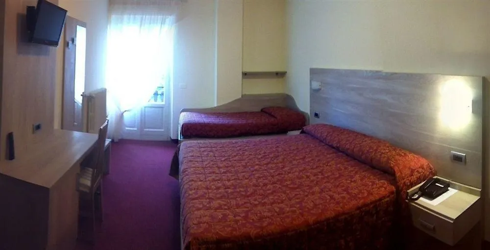 Hotel Des Alpes Castione della Presolana 3*,  Italia