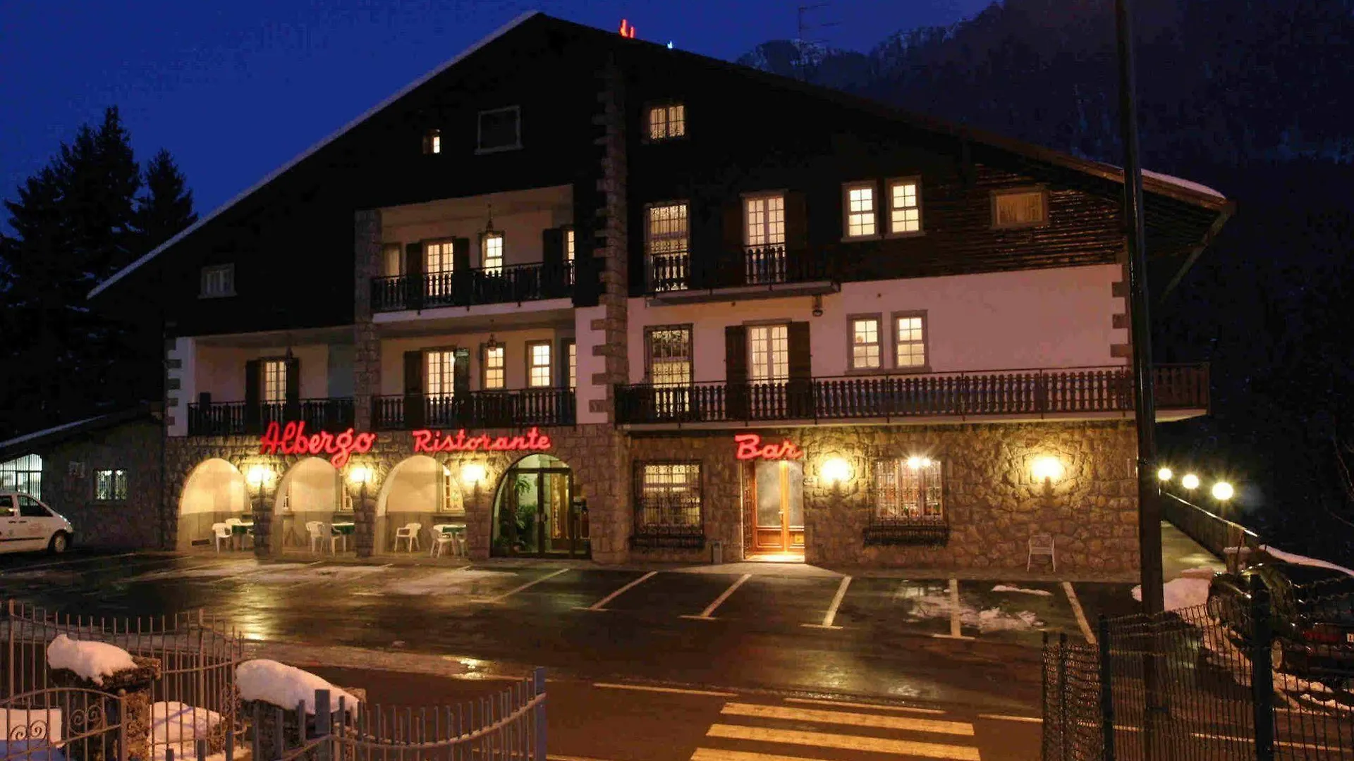 Hotel Des Alpes Castione della Presolana